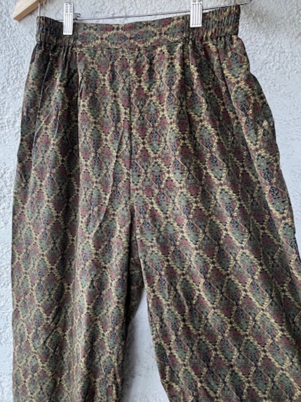 100% Silk Baroque Print Pants - like new - Picture 2 of 7